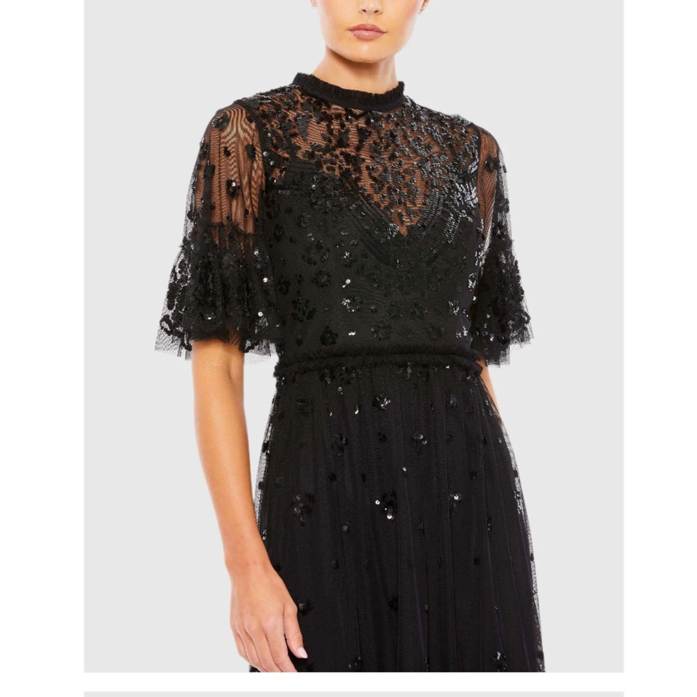 MAC DUGGAL
Embellished Illusion High Neck Mini Dress